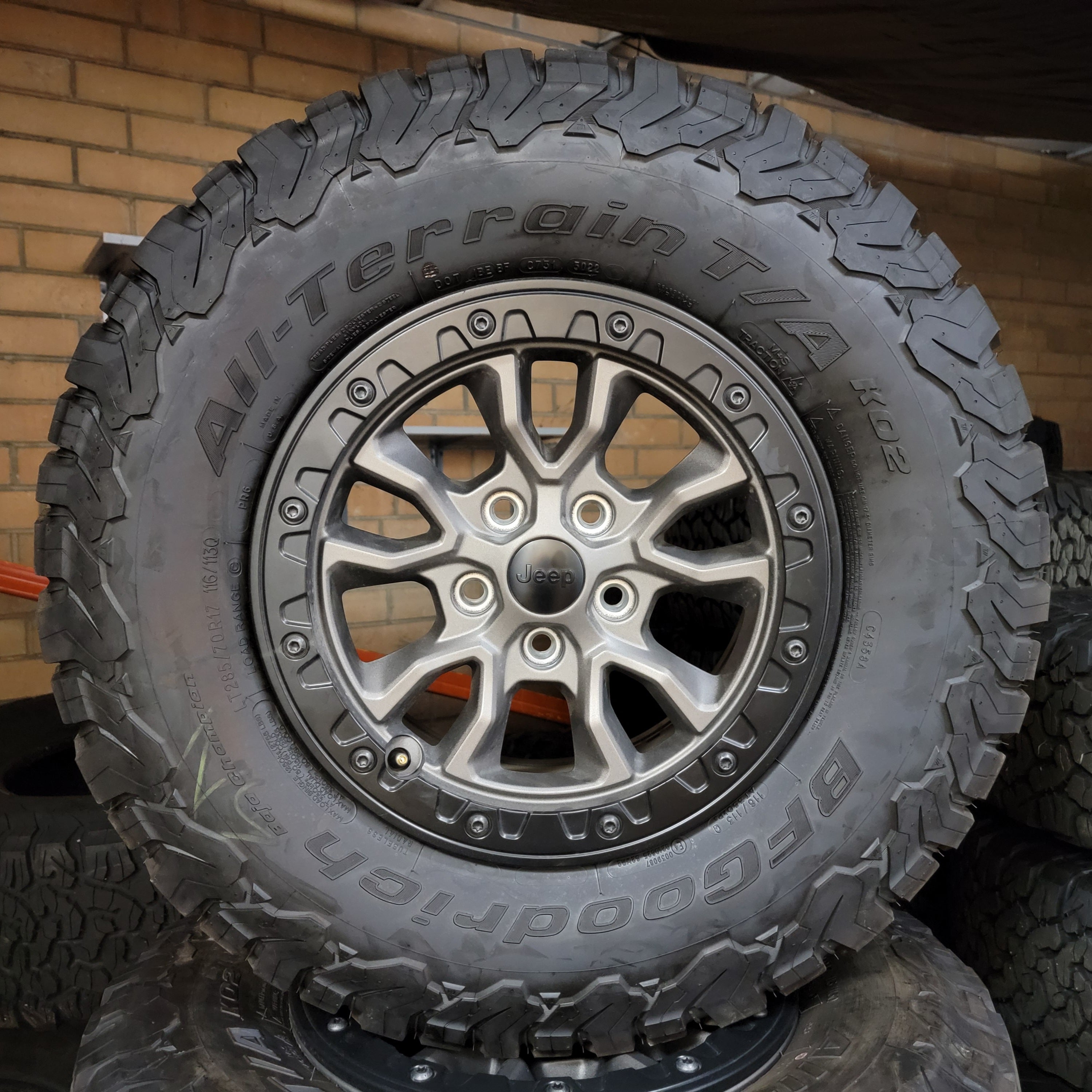Wrangler JL Rubicon 392 Wheels & Tires; BFG KO2, Bronze