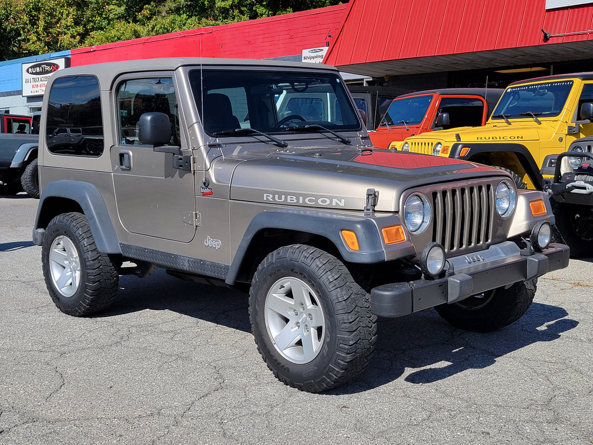 2004 Jeep Wrangler TJ Rubicon Hard Top Khaki Incoming