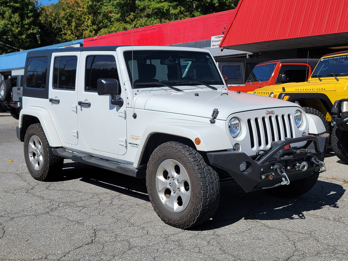 2015 Jeep Wrangler JK Unlimited Sahara Hard Top Bright White Incoming