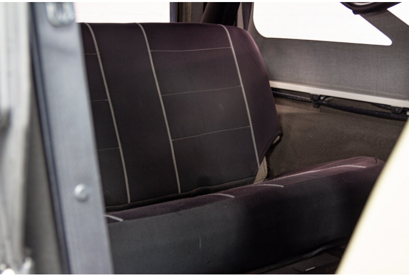 Pre-Owned 2005 Wrangler TJ Unlimited Rubicon Stone White - SOLD