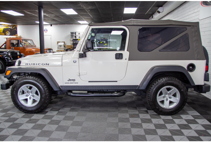 Pre-Owned 2005 Wrangler TJ Unlimited Rubicon Stone White - SOLD