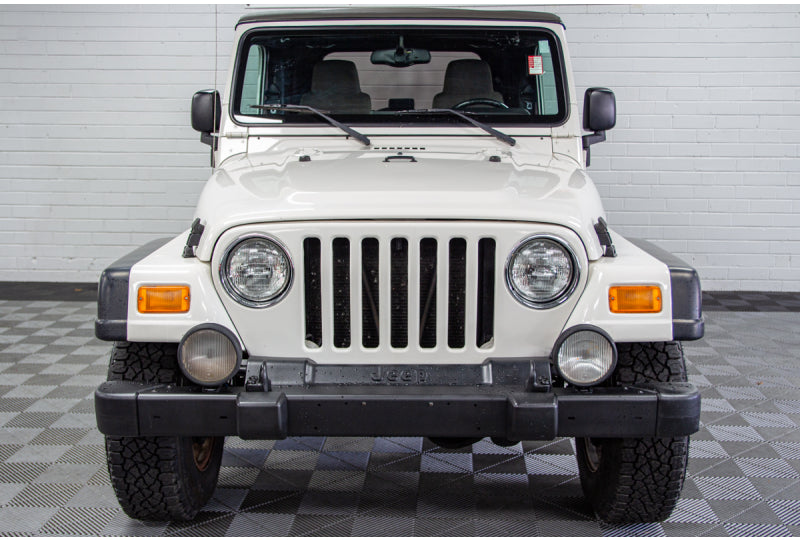 Pre-Owned 2005 Wrangler TJ Unlimited Rubicon Stone White - SOLD