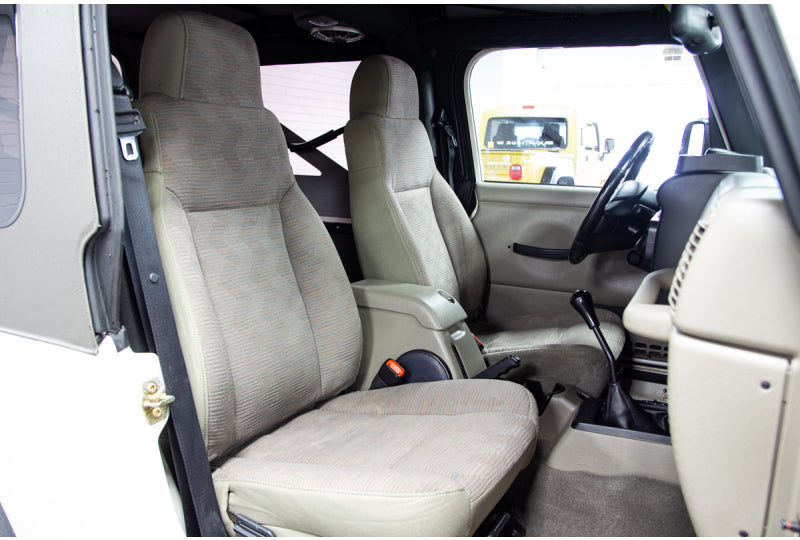 Pre-Owned 2005 Wrangler TJ Unlimited Rubicon Stone White - SOLD