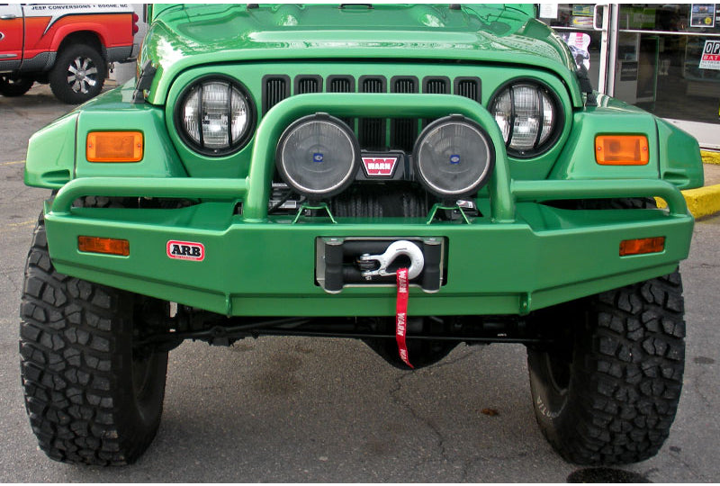 2005 HEMI Jeep Wrangler Unlimited Rubicon Front View