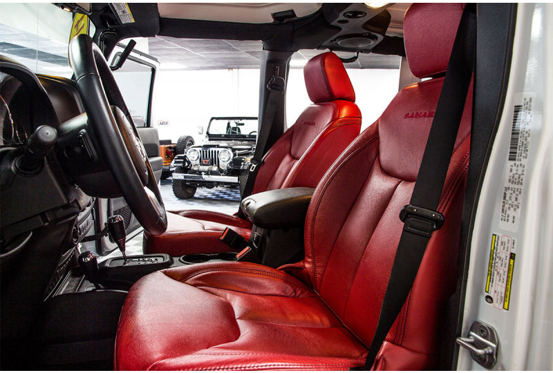 2014 Jeep Wrangler Sahara Unlimited White - SOLD