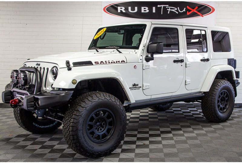 2014 Jeep Wrangler Sahara Unlimited White - SOLD