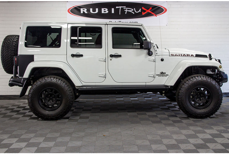 2014 Jeep Wrangler Sahara Unlimited White - SOLD