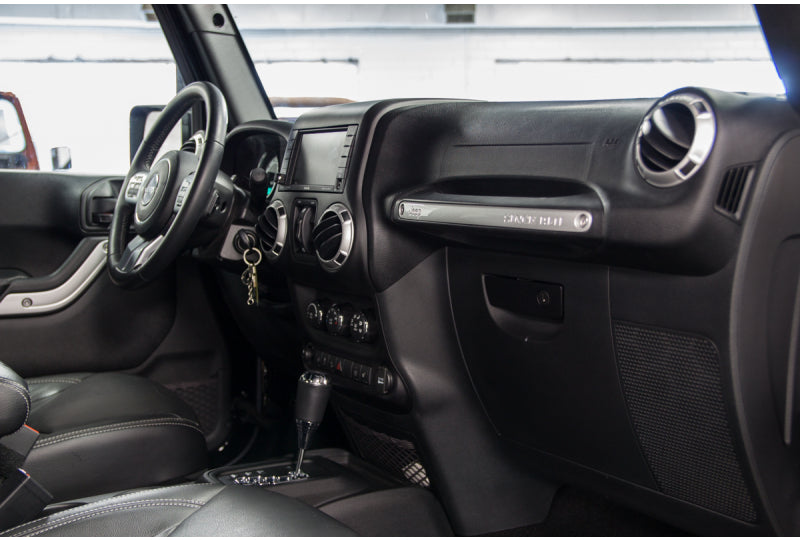 Pre-Owned 2016 6.4L HEMI Brute Double Cab Conversion Black - SOLD