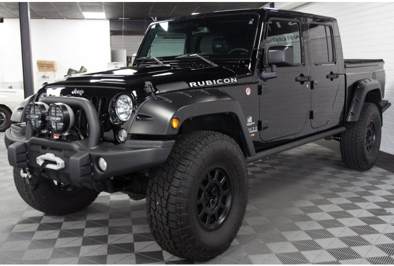 Pre-Owned 2016 6.4L HEMI Brute Double Cab Conversion Black - SOLD