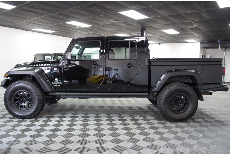 Pre-Owned 2016 6.4L HEMI Brute Double Cab Conversion Black - SOLD