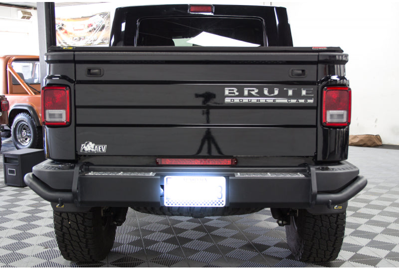 Pre-Owned 2016 6.4L HEMI Brute Double Cab Conversion Black - SOLD