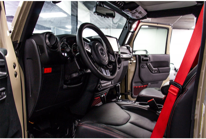 Recon Edition Exclusive Red Seat Belts