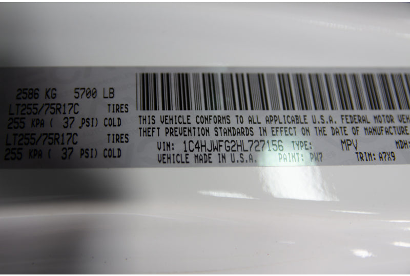 2017 Jeep Wrangler Rubicon Unlimited HEMI Bright White - SOLD