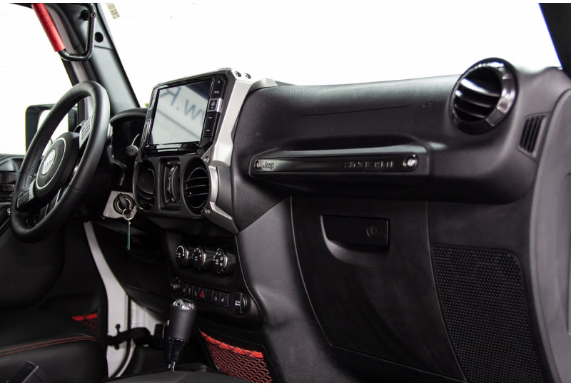 Alpine X209-WRA Restyle Head Unit with Navigation and Backup Camera