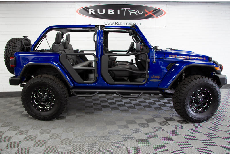 Sporting the Rugged Ridge Tubular Half Doors