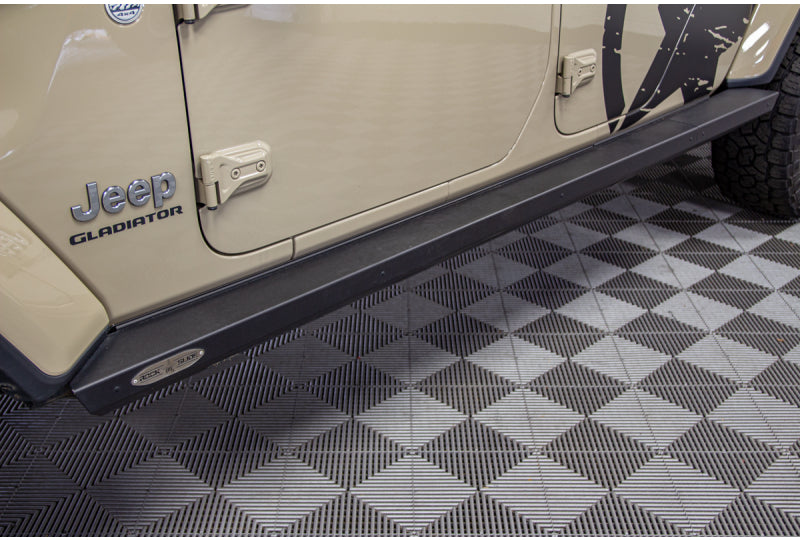 2020 Jeep Gladiator JT Overland Gobi - SOLD