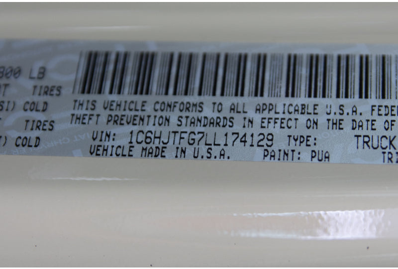 2020 Jeep Gladiator JT Overland Gobi - SOLD