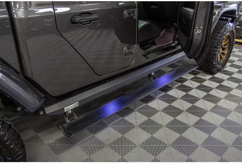 2020 Jeep Gladiator JT Overland Granite Crystal - SOLD