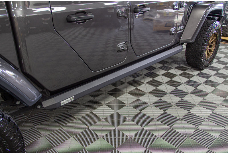 2020 Jeep Gladiator JT Overland Granite Crystal - SOLD