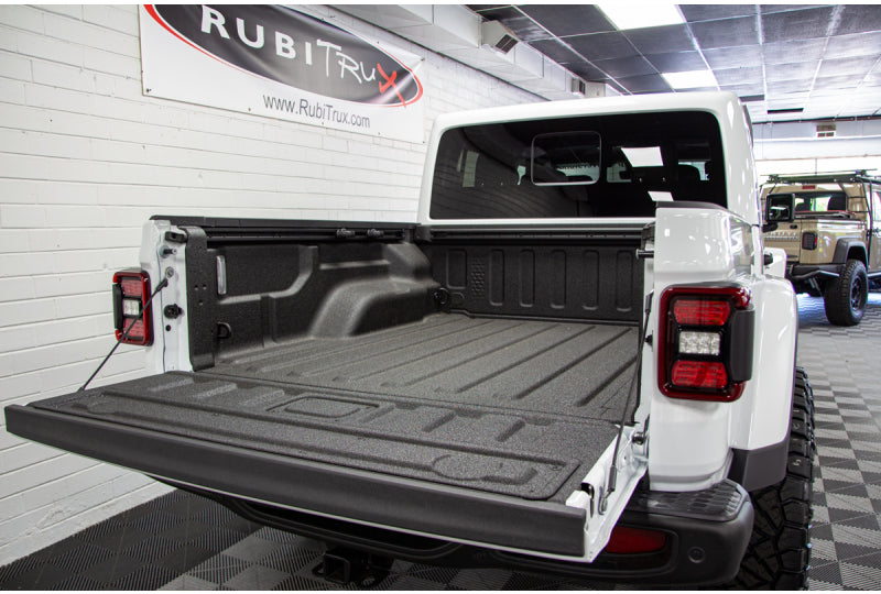 2020 Jeep Gladiator Rubicon JT Bright White - SOLD