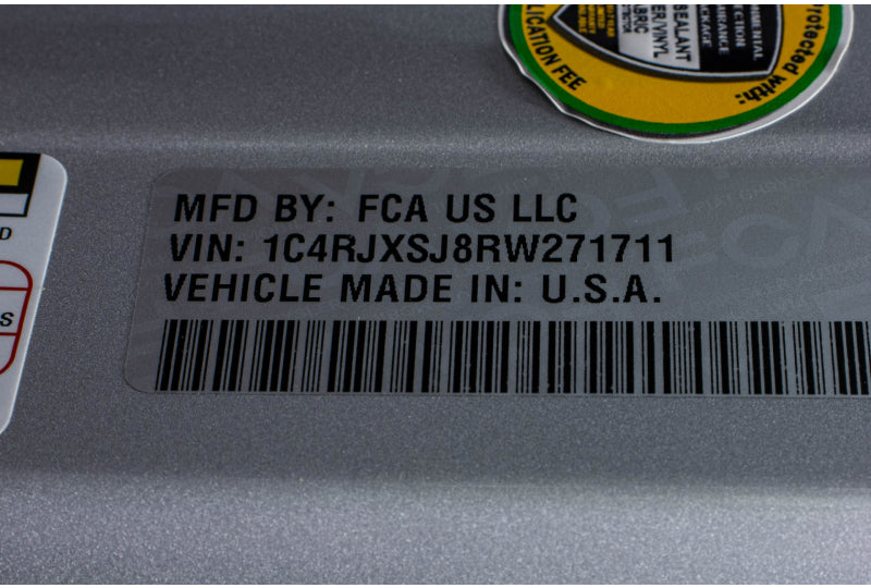 2024 Jeep Wrangler JL Unlimited Rubicon 392 Power Top Silver Zynith - SOLD