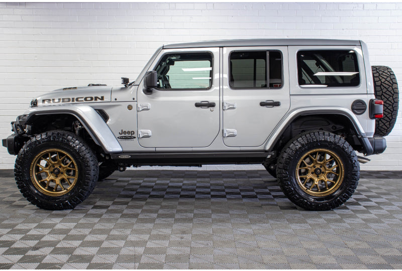 2024 Jeep Wrangler JL Unlimited Rubicon 392 Power Top Silver Zynith - SOLD