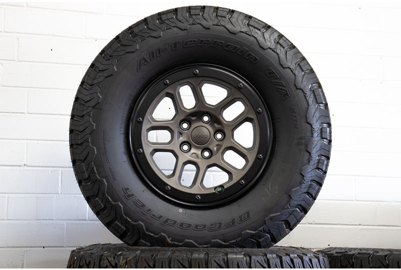 Wrangler JL Xtreme Recon 392 Wheels & Tires; 315/70R17 BFG KO2 10 Bolt