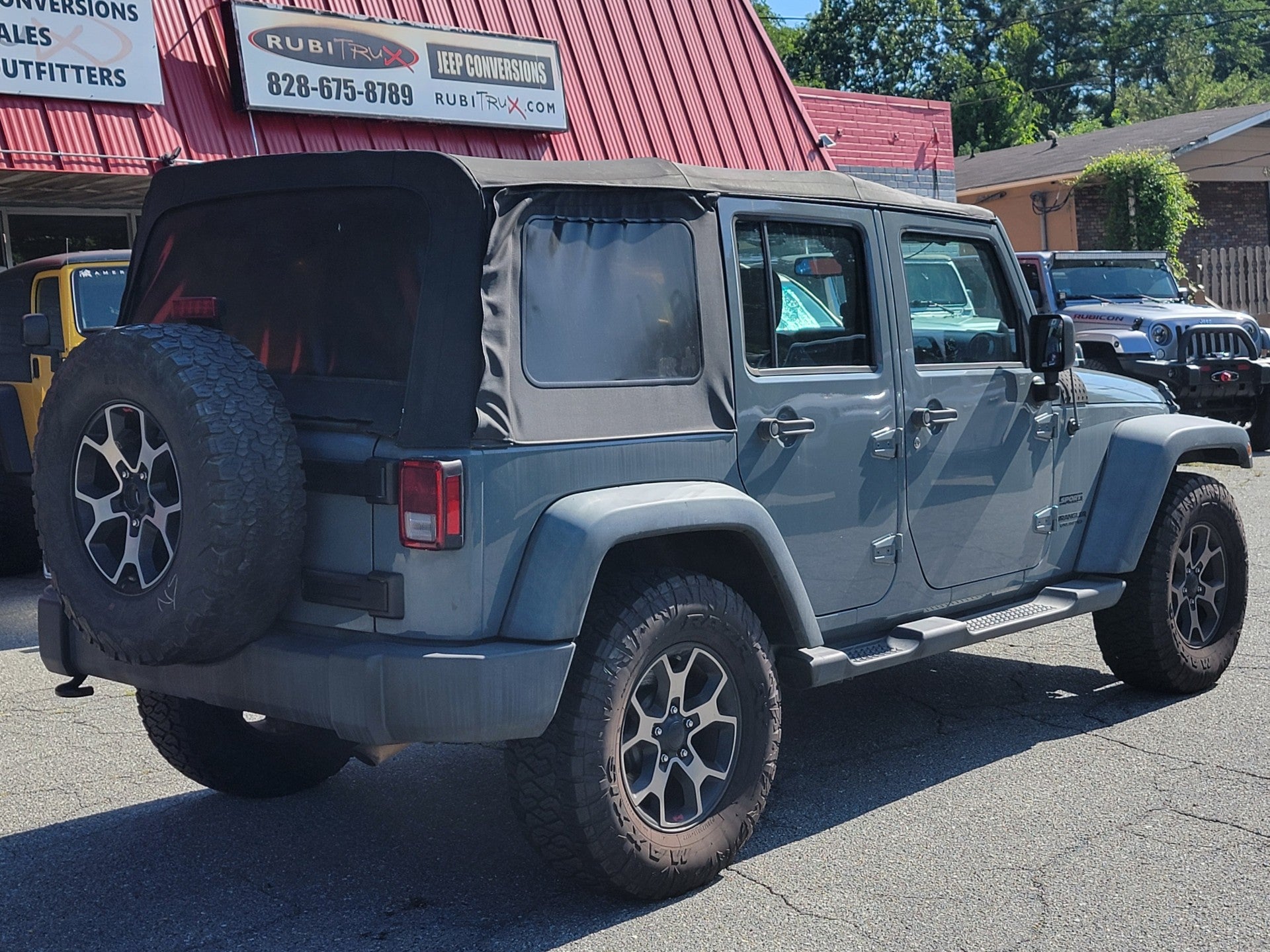 Incoming 2014 Jeep Wrangler JKU Sport Soft Top Anvil, 111k Miles