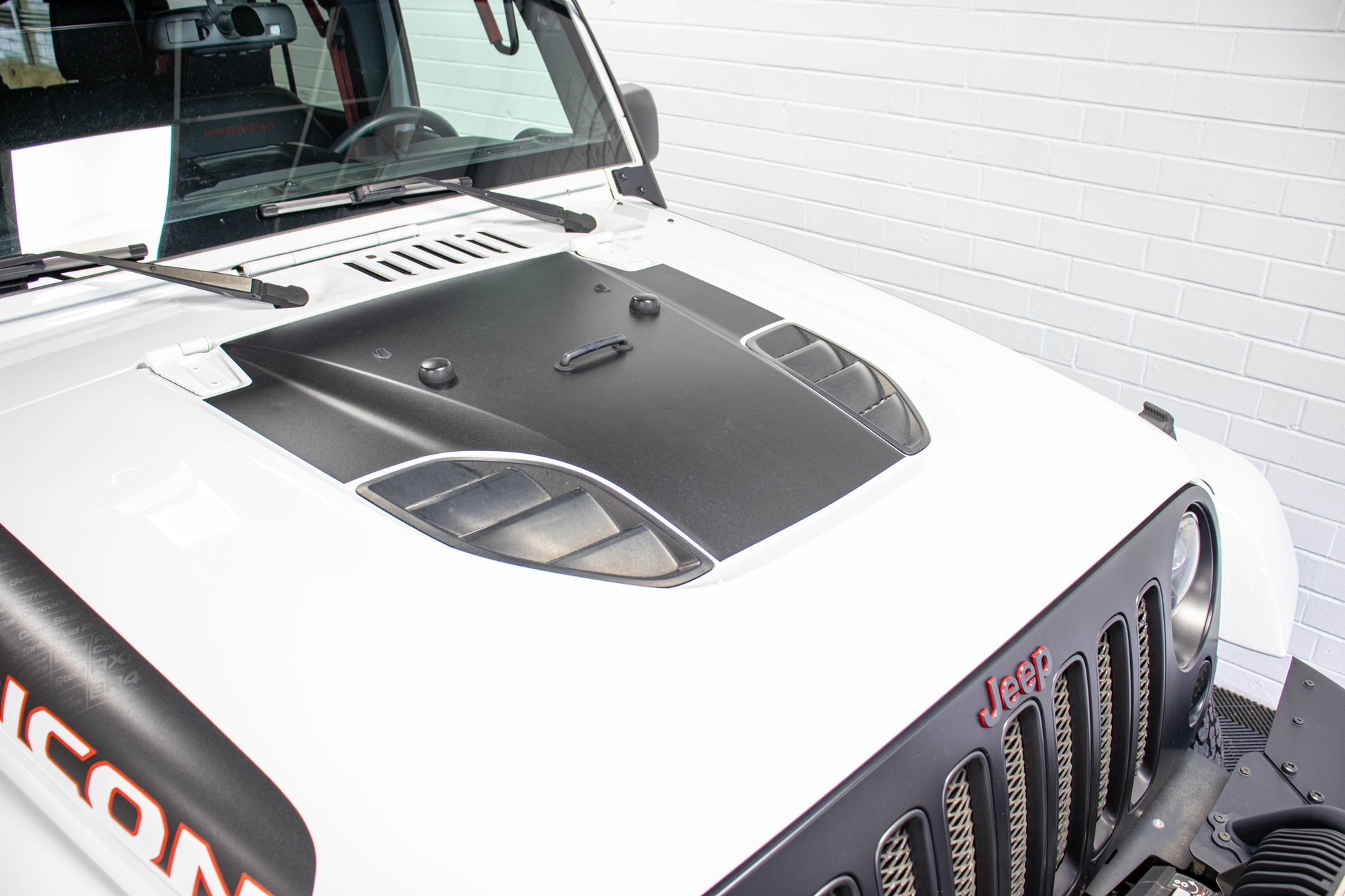 Pre-Owned 2017 Jeep Wrangler JK Unlimited Rubicon Recon Hard Top Bright White - SOLD