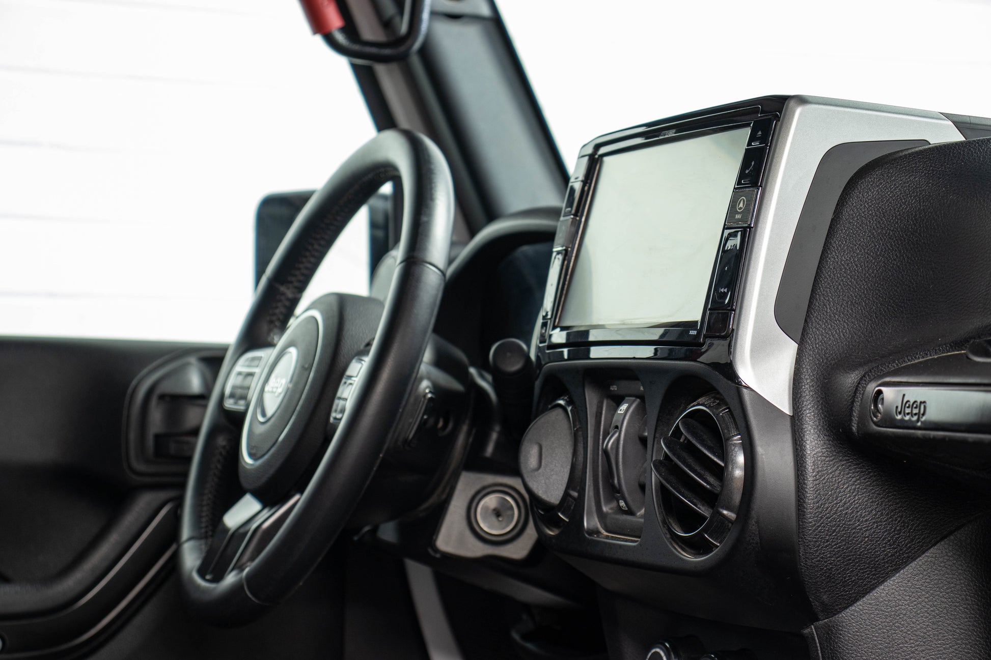 Pre-Owned 2017 Jeep Wrangler JK Unlimited Rubicon Recon Hard Top Bright White - SOLD