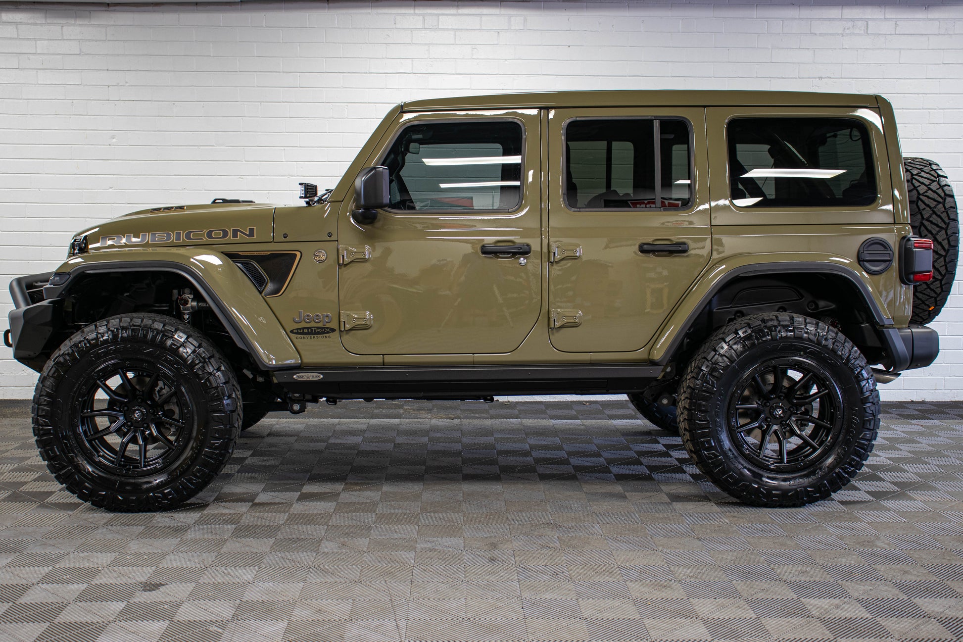 2025 Jeep Wrangler JL Unlimited Rubicon Final Edition 392 Power Top '41 Green - SOLD