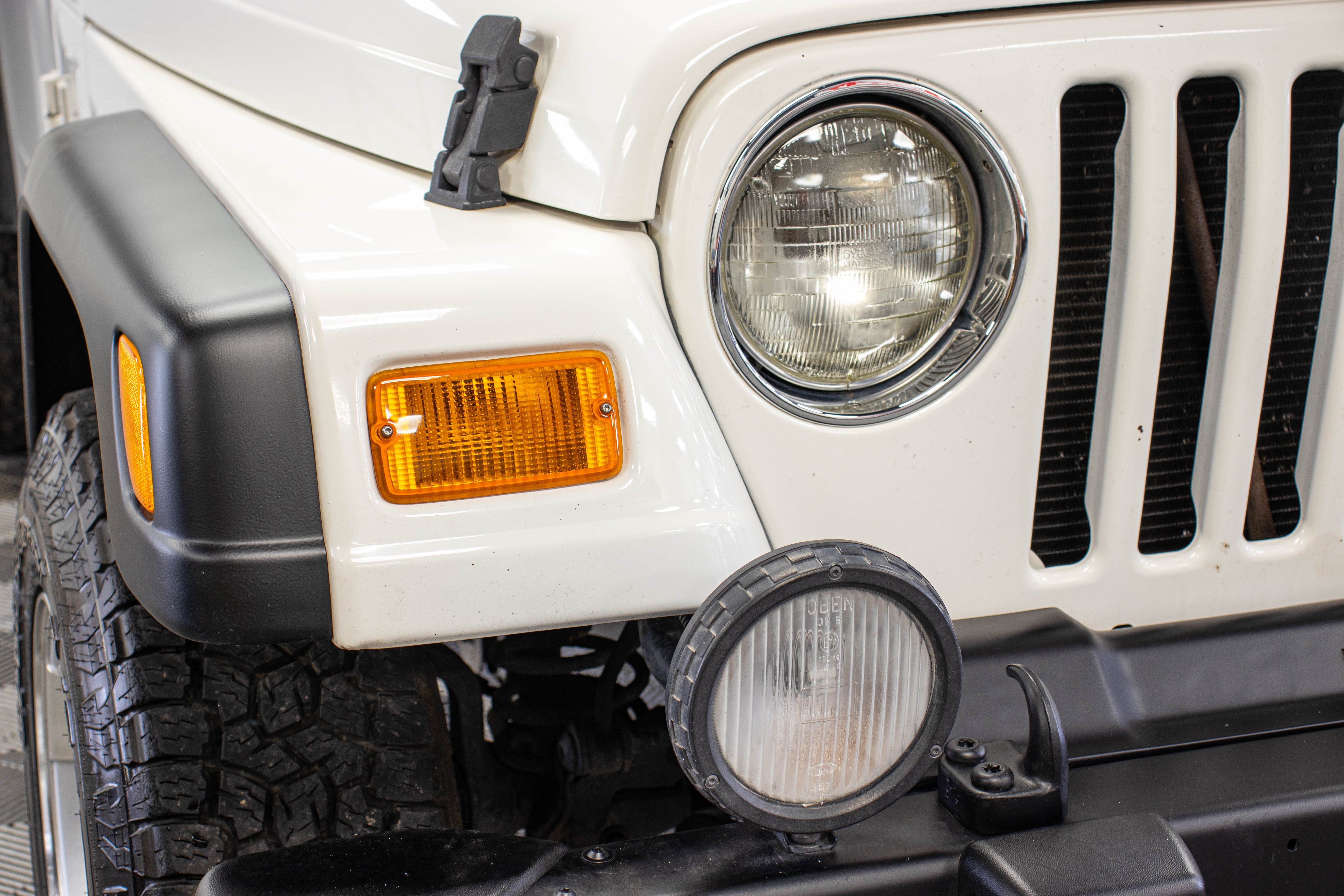 2002 Jeep Wrangler TJ Sport Soft Top Stone White - SOLD