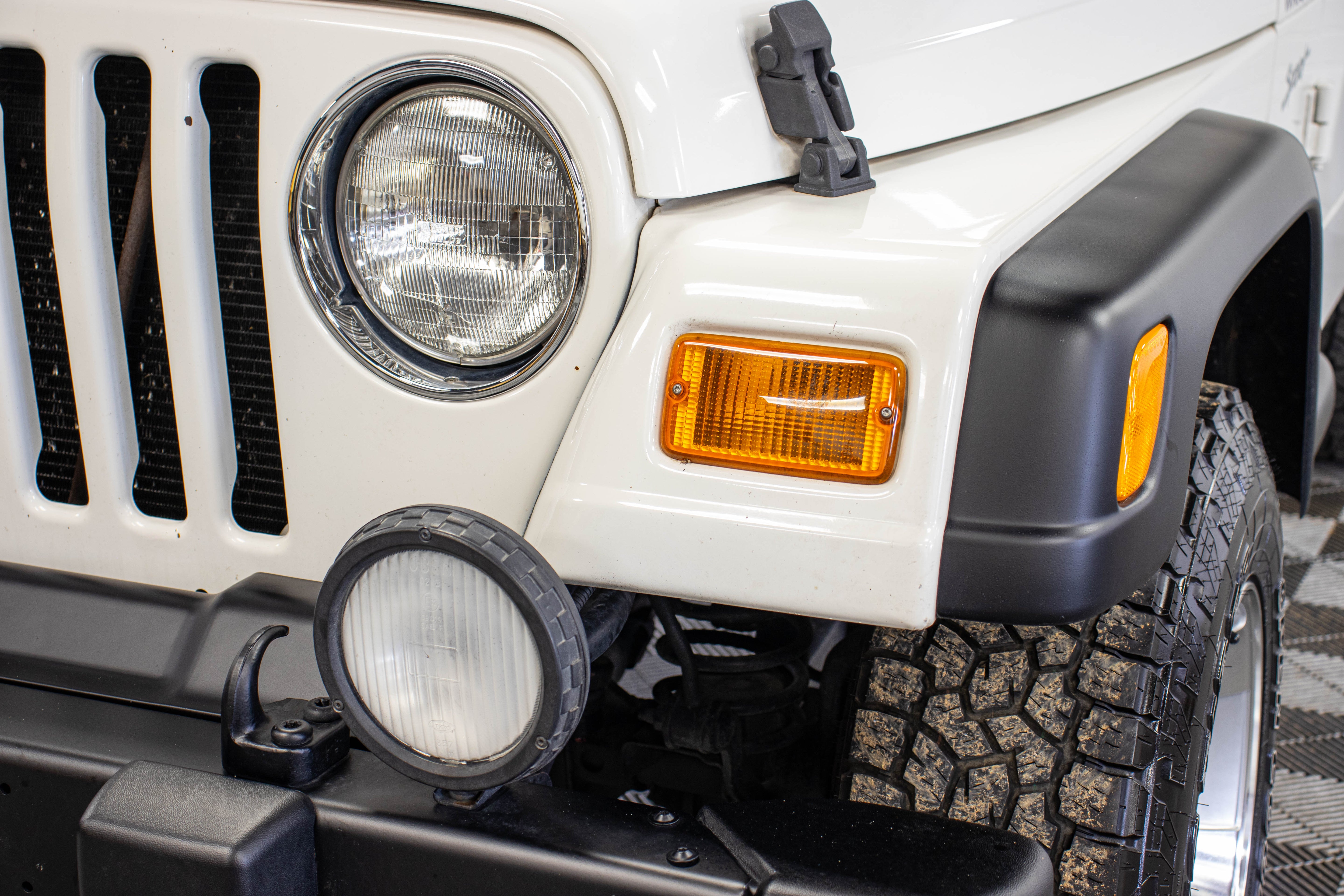 2002 Jeep Wrangler TJ Sport Soft Top Stone White - SOLD
