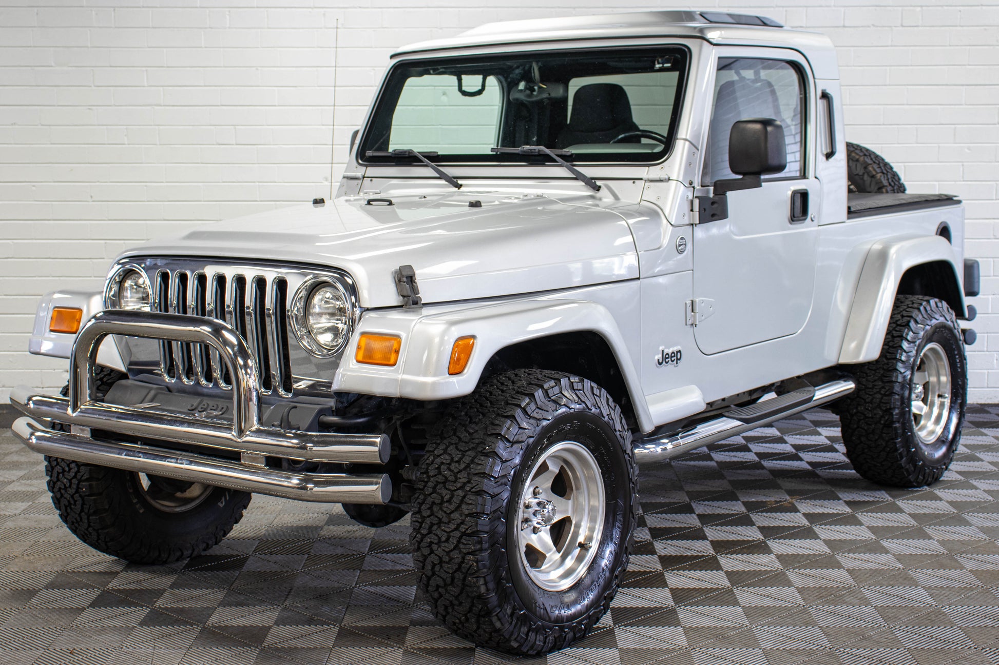 Pre-Owned 2006 Jeep Wrangler TJ Unlimited RubiTrux Conversion Bright Silver - SOLD