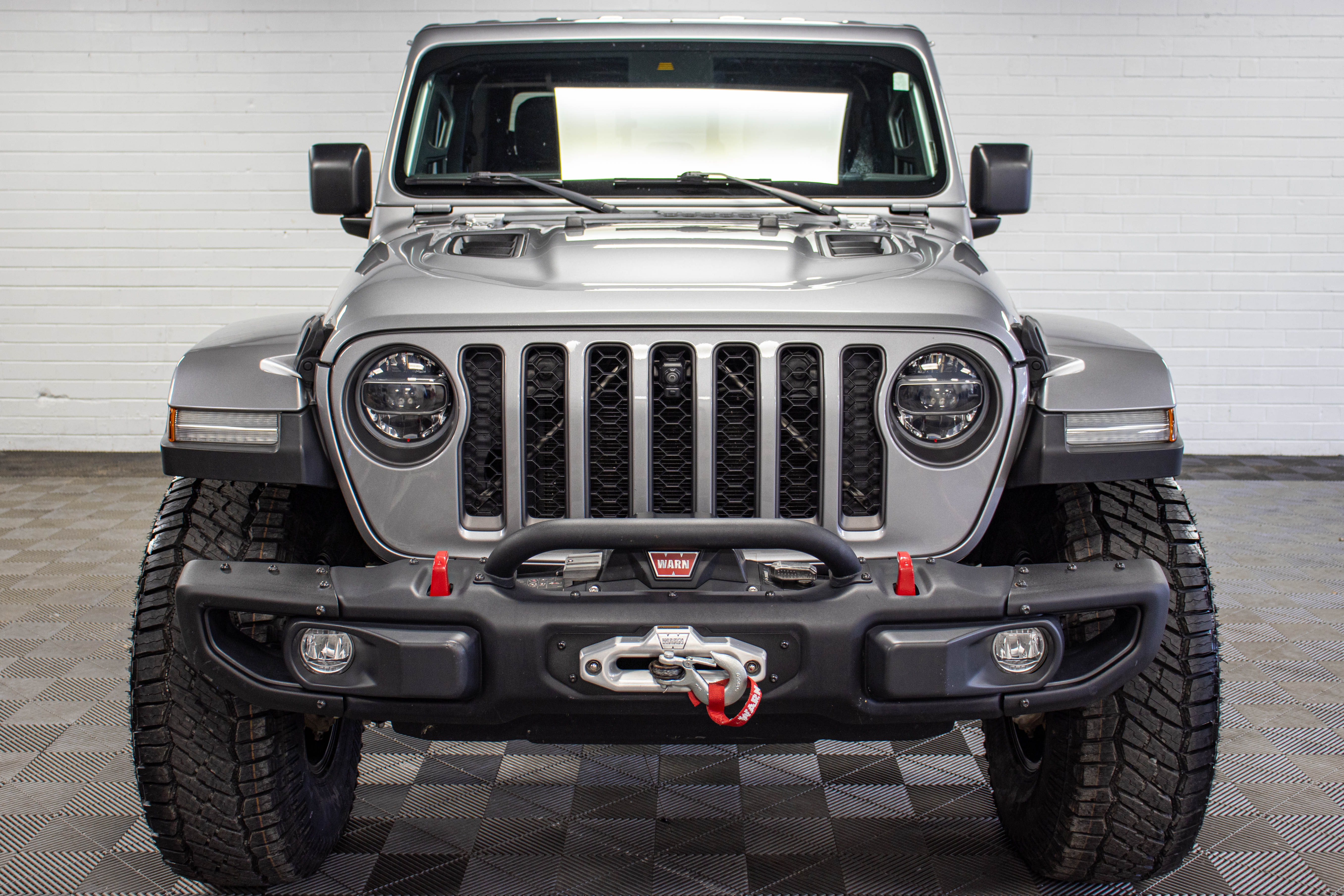 Pre-Owned 2021 Jeep Gladiator JT Rubicon Hard Top Billet Silver - SOLD