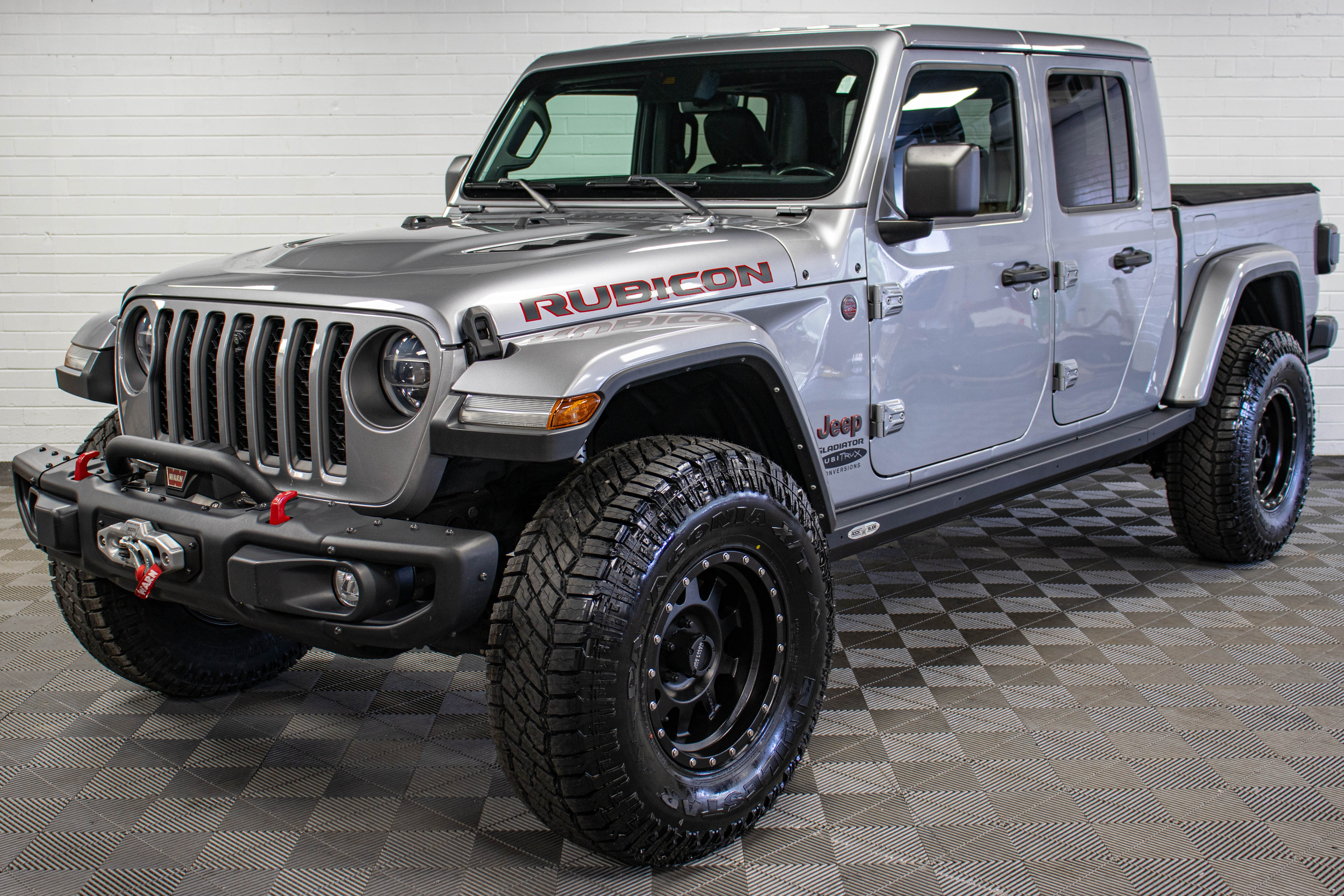 Pre-Owned 2021 Jeep Gladiator JT Rubicon Hard Top Billet Silver - SOLD