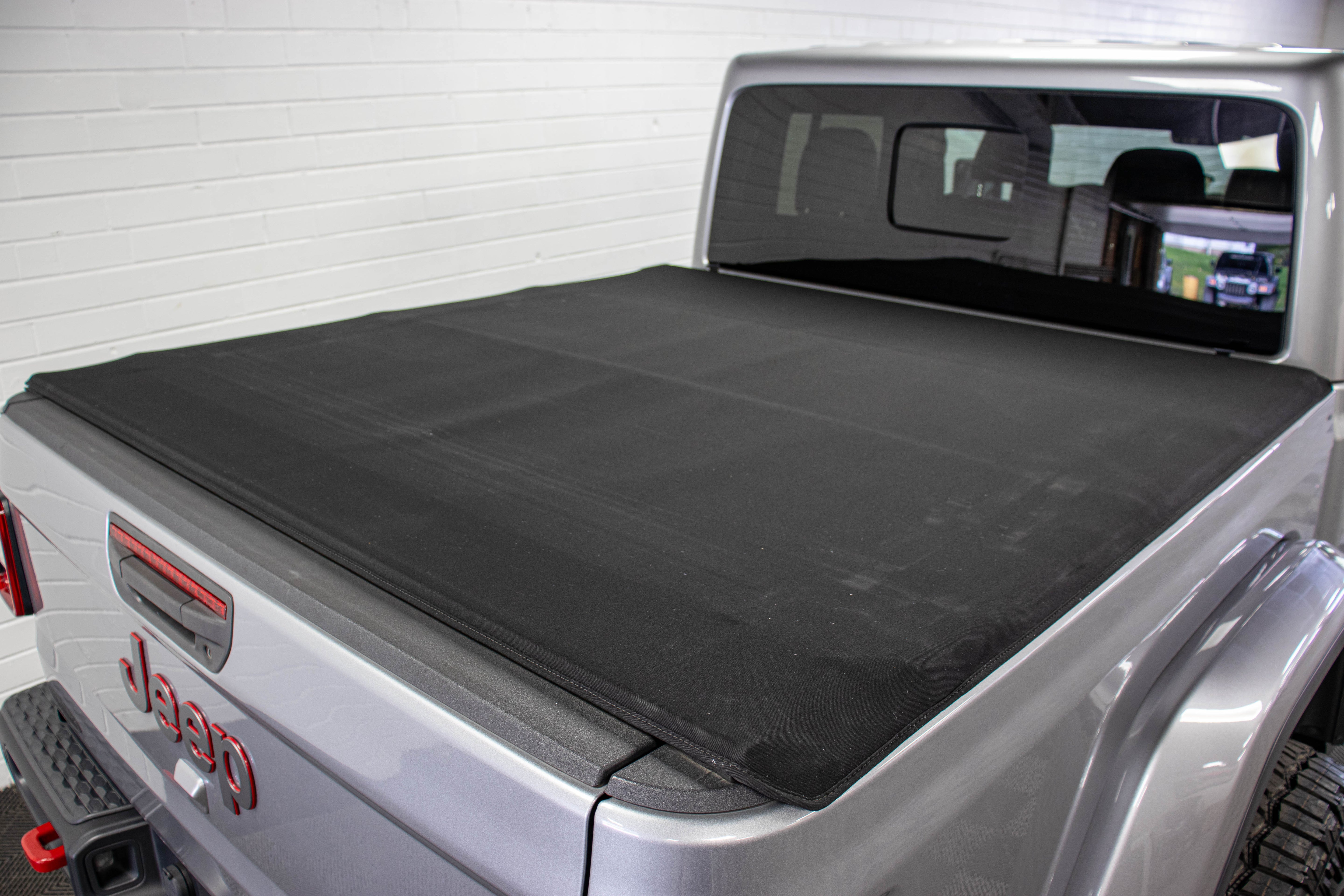 Pre-Owned 2021 Jeep Gladiator JT Rubicon Hard Top Billet Silver - SOLD