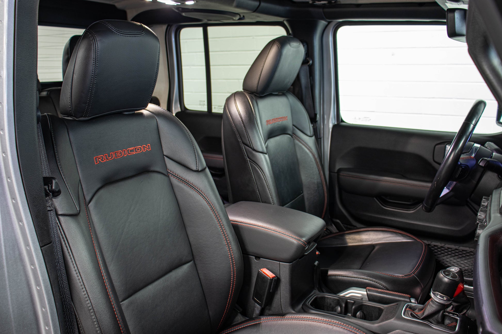 Pre-Owned 2021 Jeep Gladiator JT Rubicon Hard Top Billet Silver - SOLD