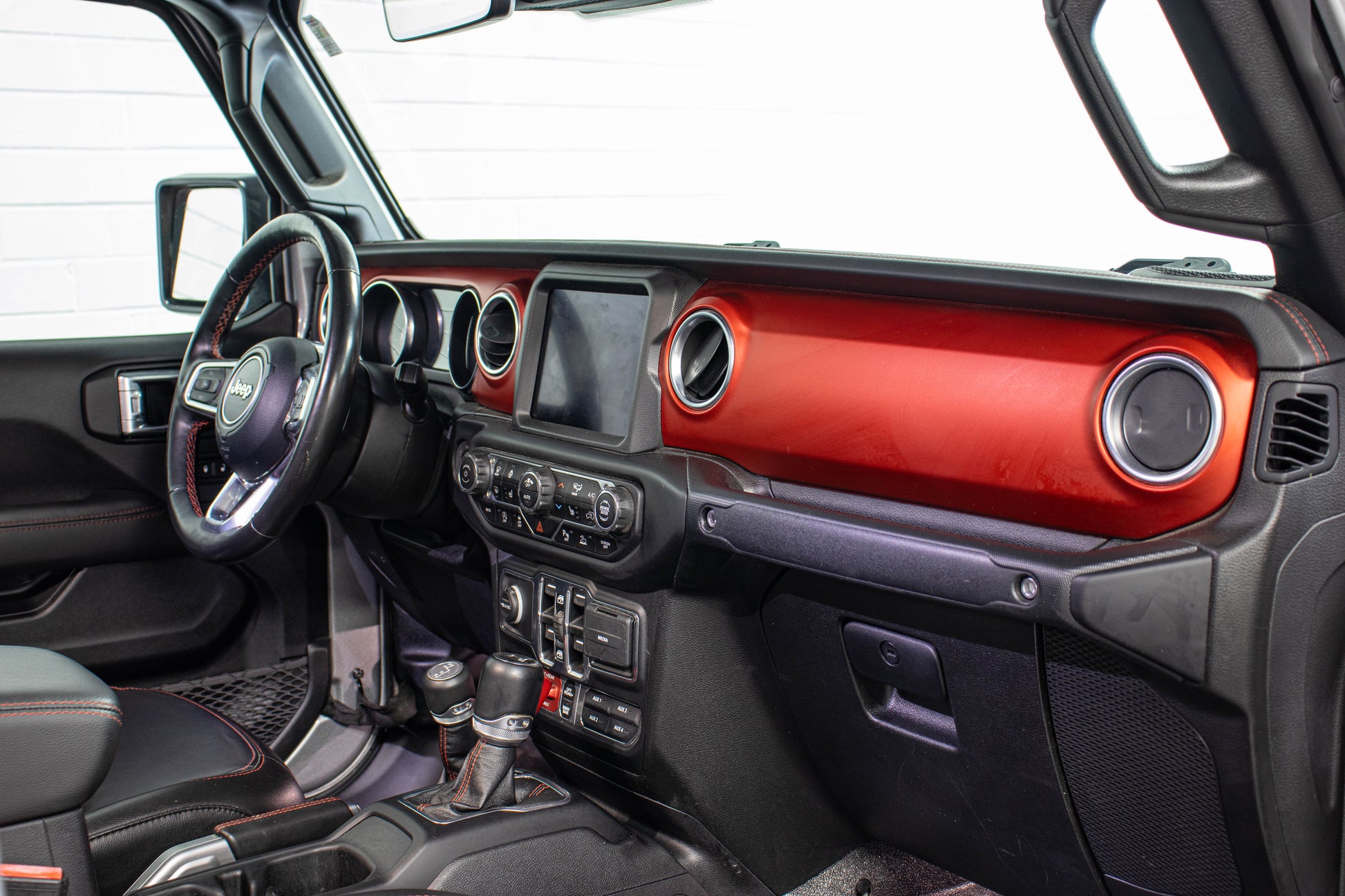 Pre-Owned 2021 Jeep Gladiator JT Rubicon Hard Top Billet Silver - SOLD