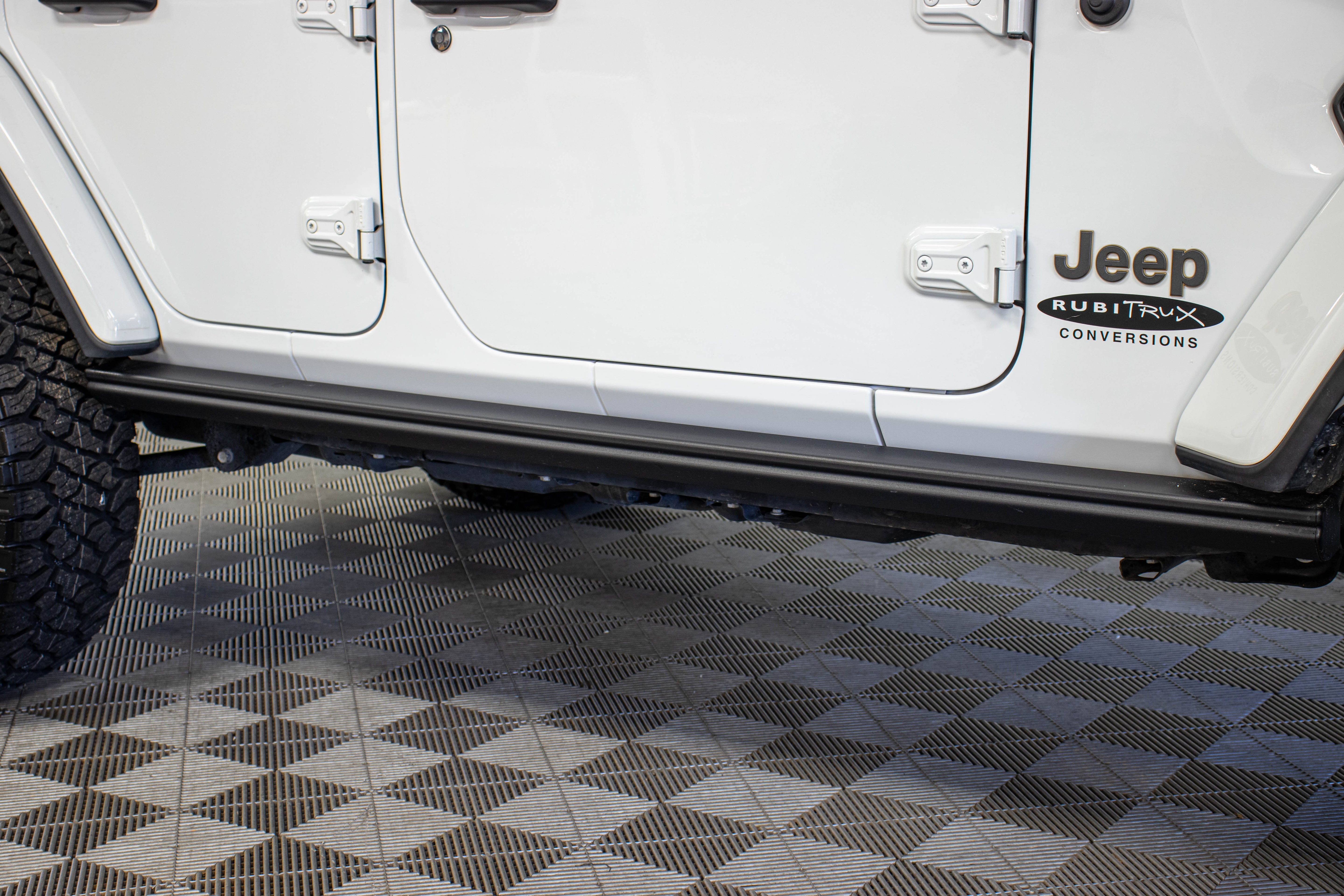 2022 Jeep Wrangler JLUR 392 Power Top Bright White - SOLD