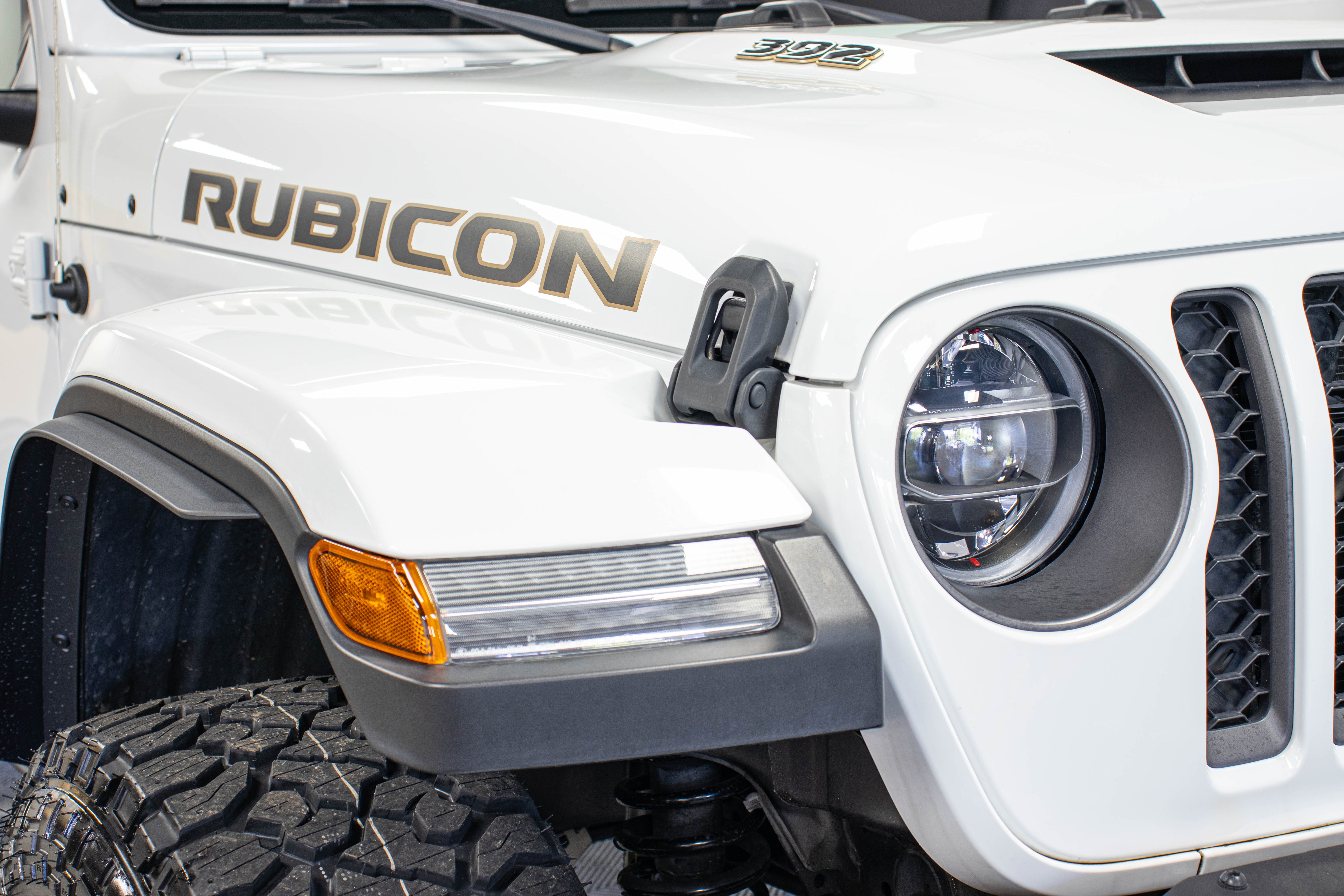 2022 Jeep Wrangler JLUR 392 Power Top Bright White - SOLD