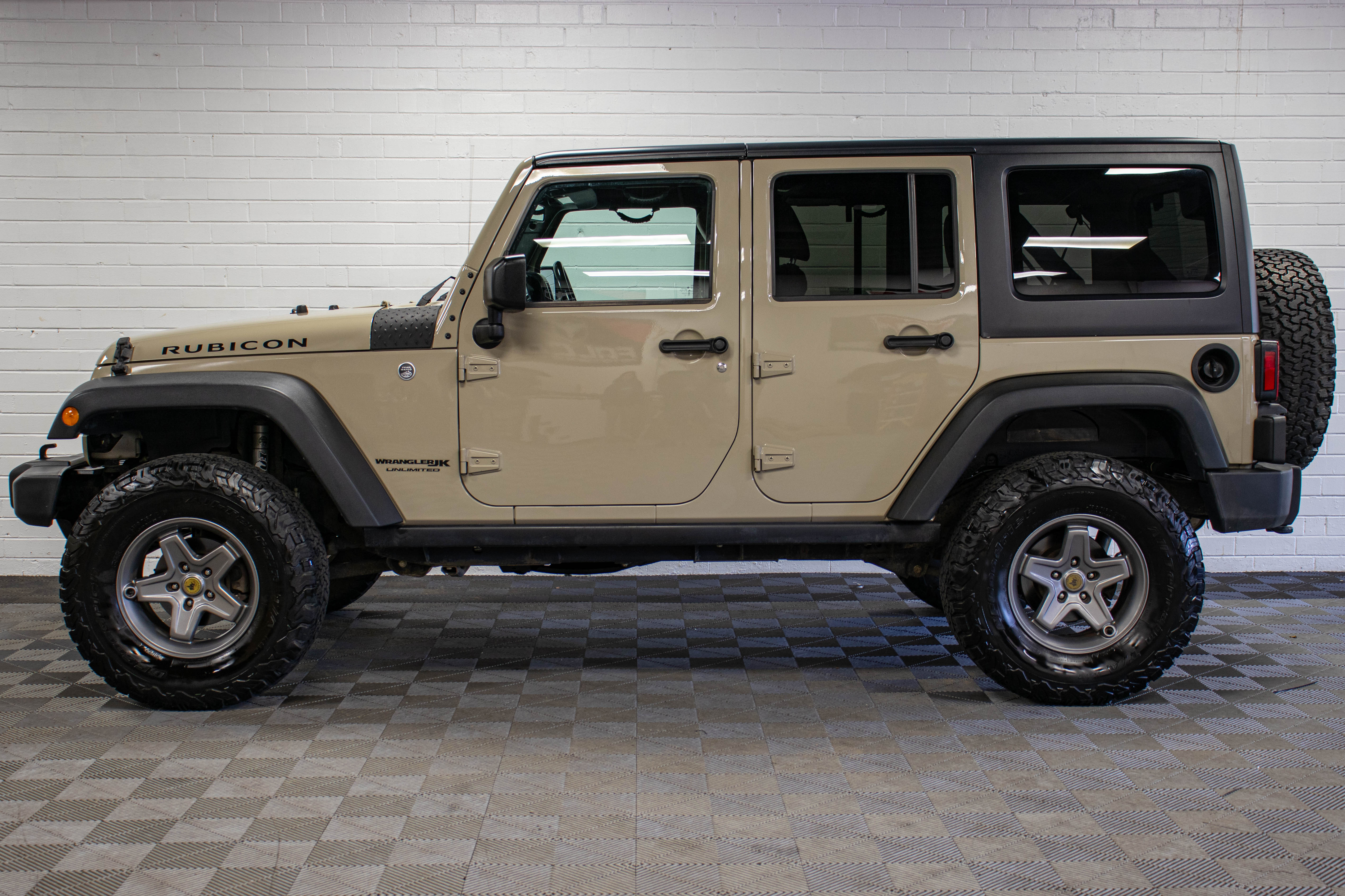 Pre-Owned 2018 Jeep Wrangler JKUR Hard Top Gobi - SOLD