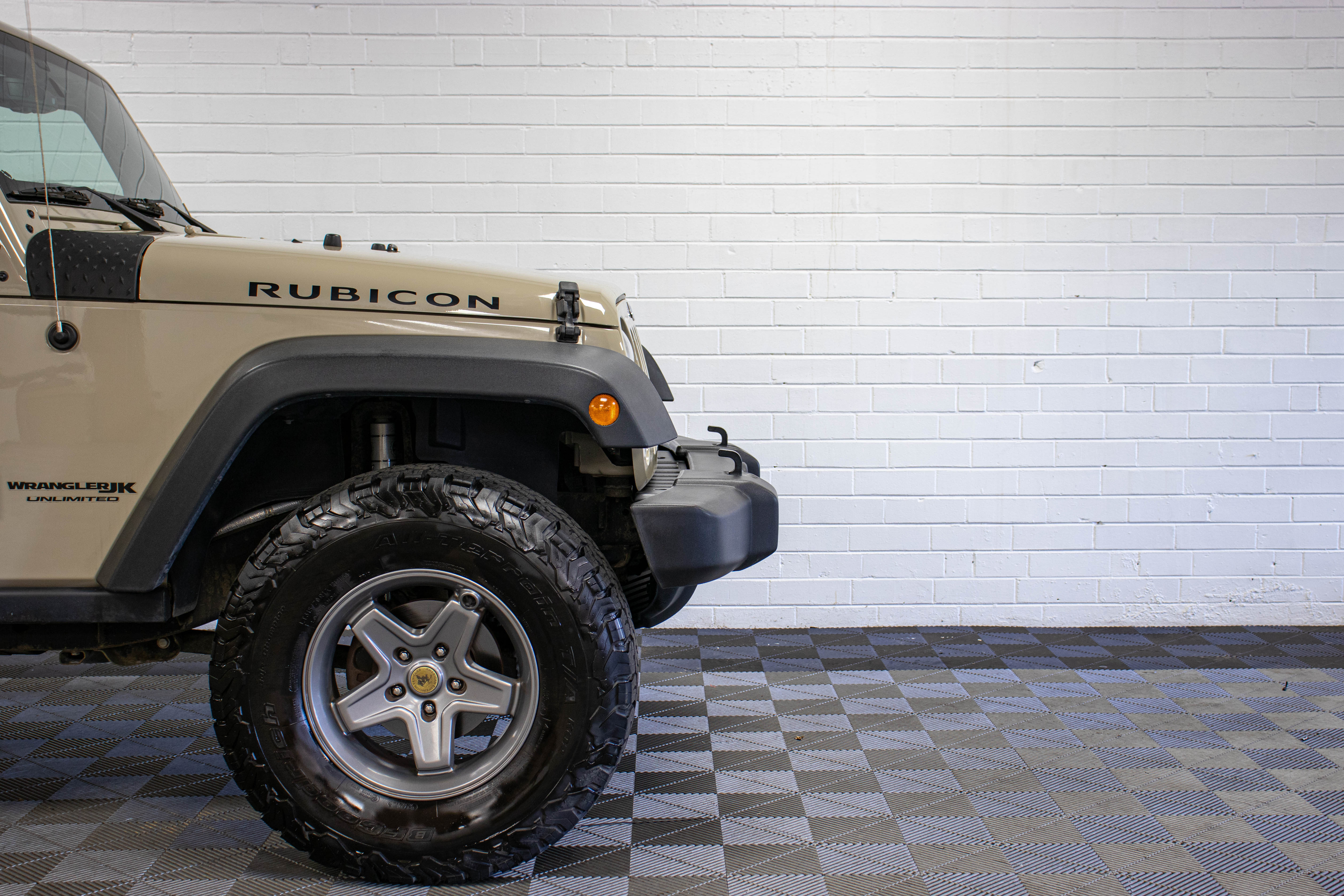 Pre-Owned 2018 Jeep Wrangler JKUR Hard Top Gobi - SOLD