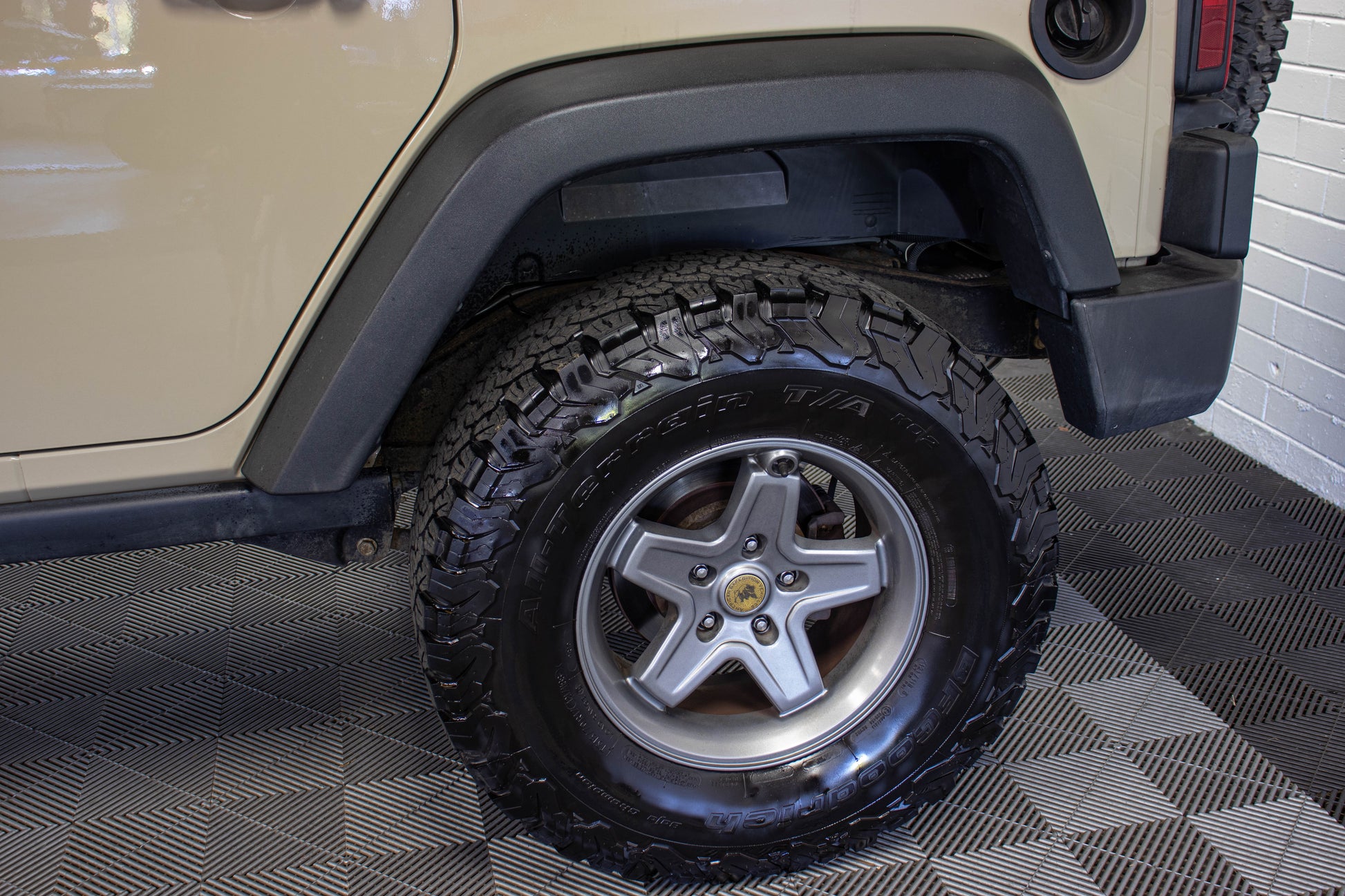 Pre-Owned 2018 Jeep Wrangler JKUR Hard Top Gobi - SOLD