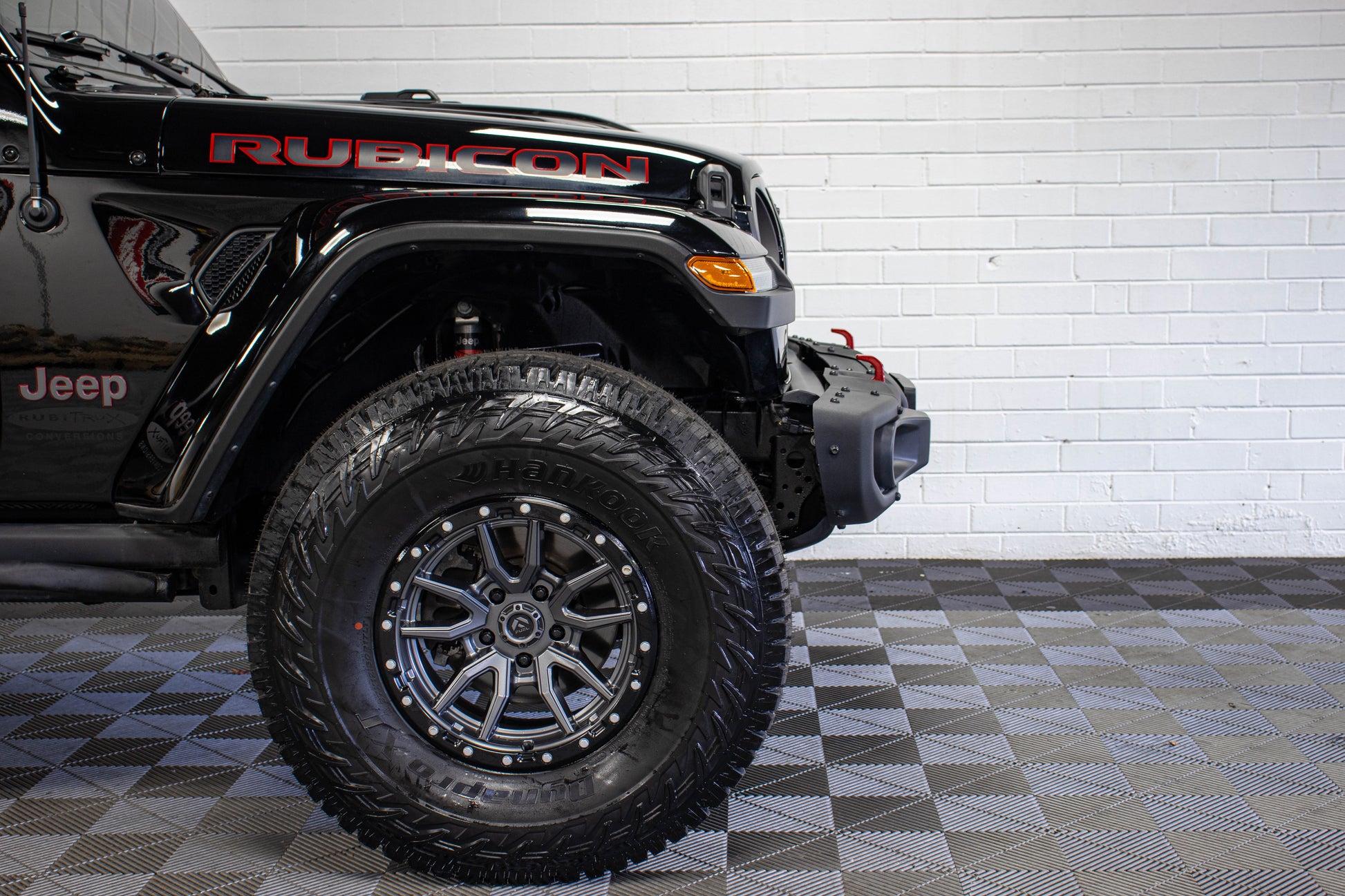 Pre-Owned 2022 Jeep Gladiator JT Rubicon Hard Top Black - SOLD