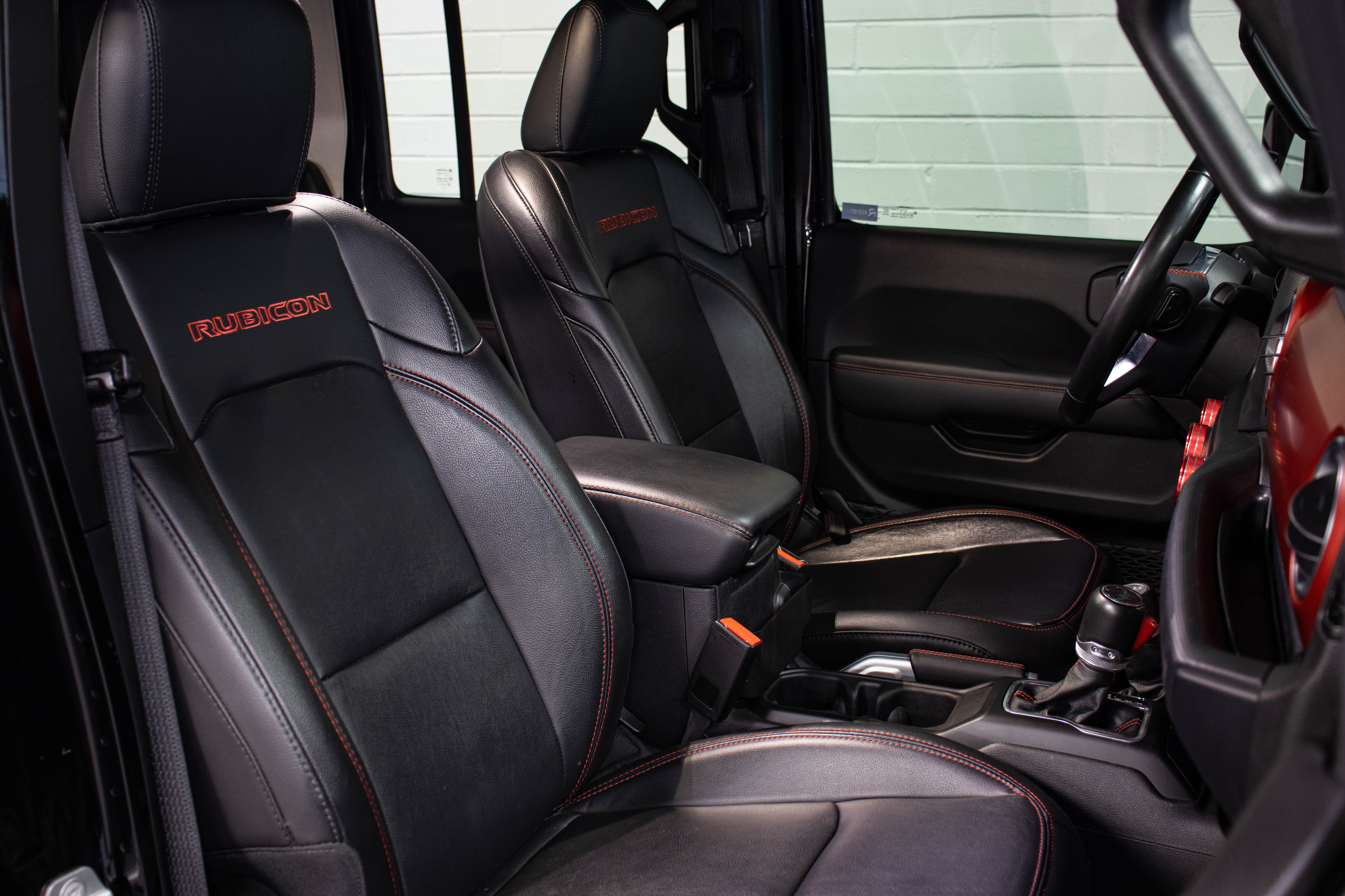 Pre-Owned 2022 Jeep Gladiator JT Rubicon Hard Top Black - SOLD