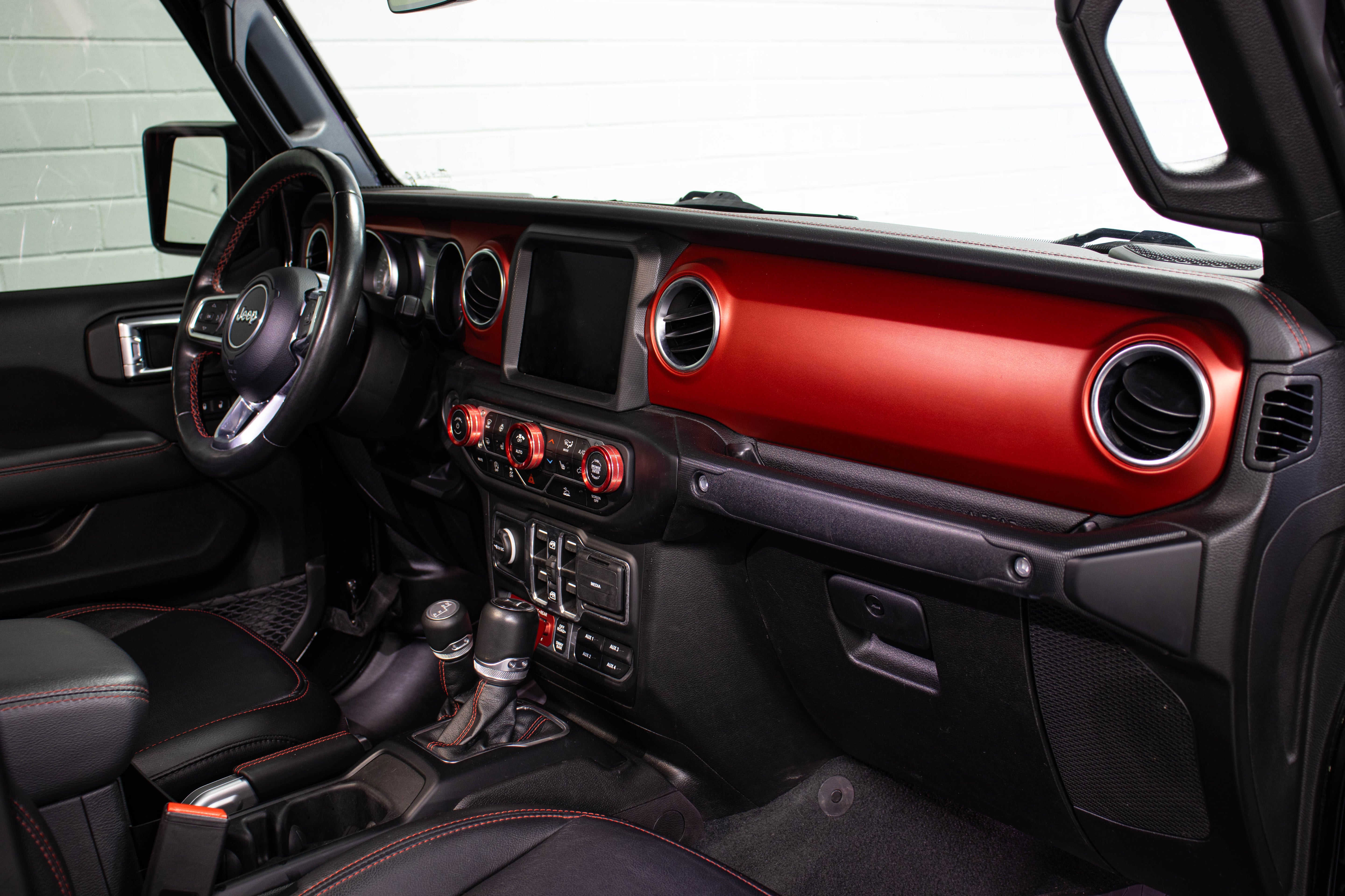 Pre-Owned 2022 Jeep Gladiator JT Rubicon Hard Top Black - SOLD