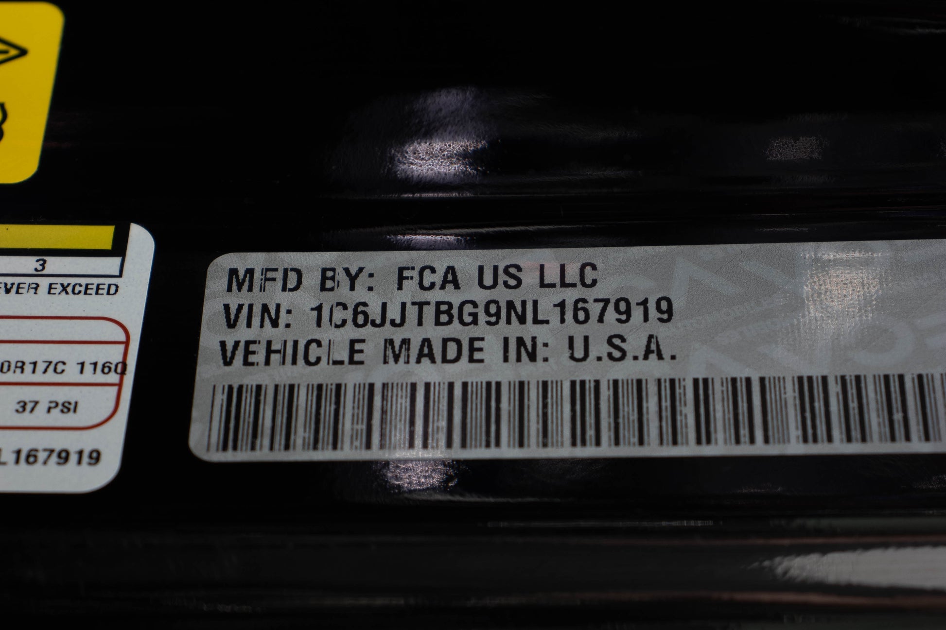 Pre-Owned 2022 Jeep Gladiator JT Rubicon Hard Top Black - SOLD