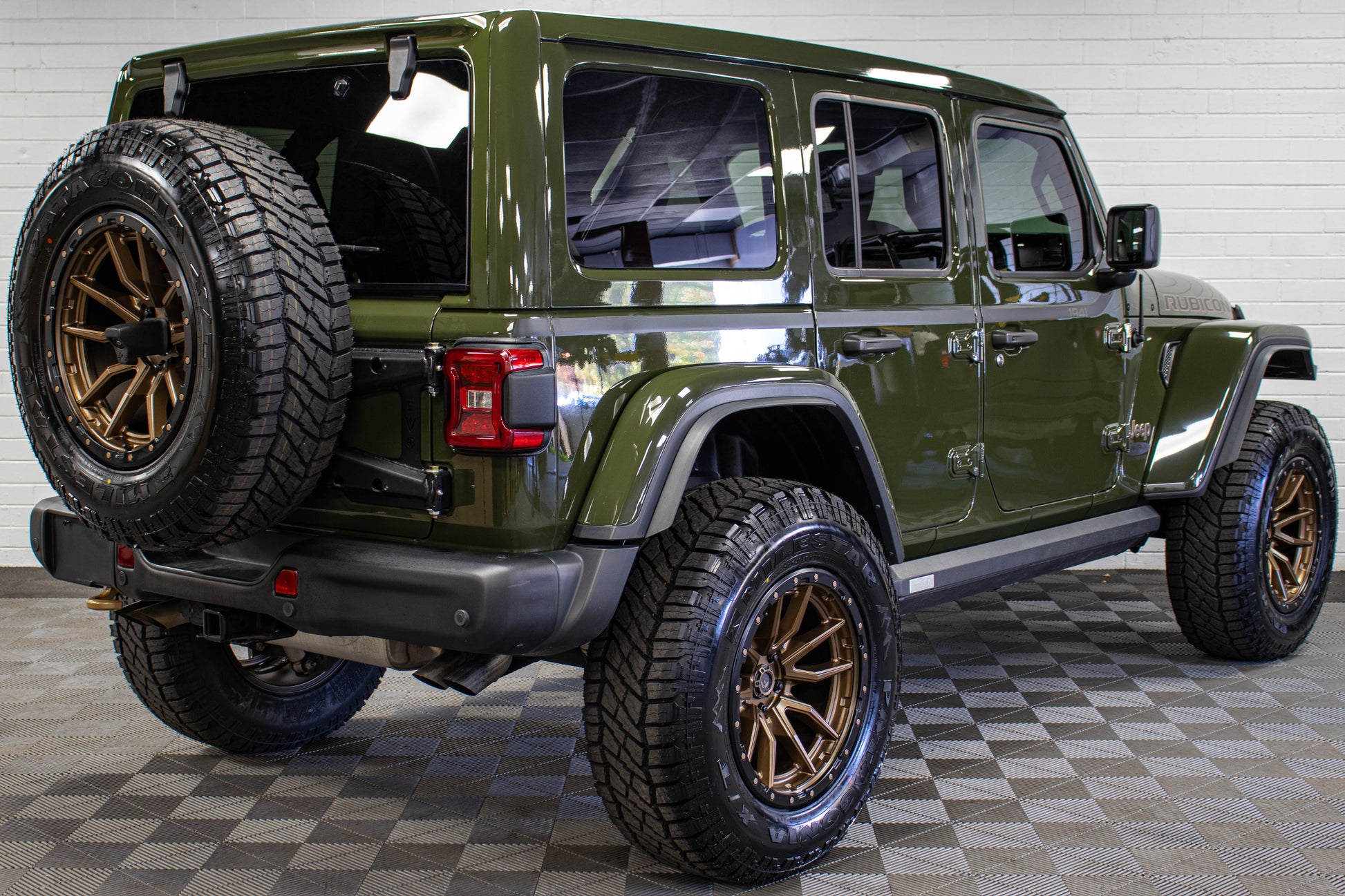Pre-Owned 2023 Jeep Wrangler JL Unlimited Rubicon 392 Power Top Sarge Green, 17k Miles