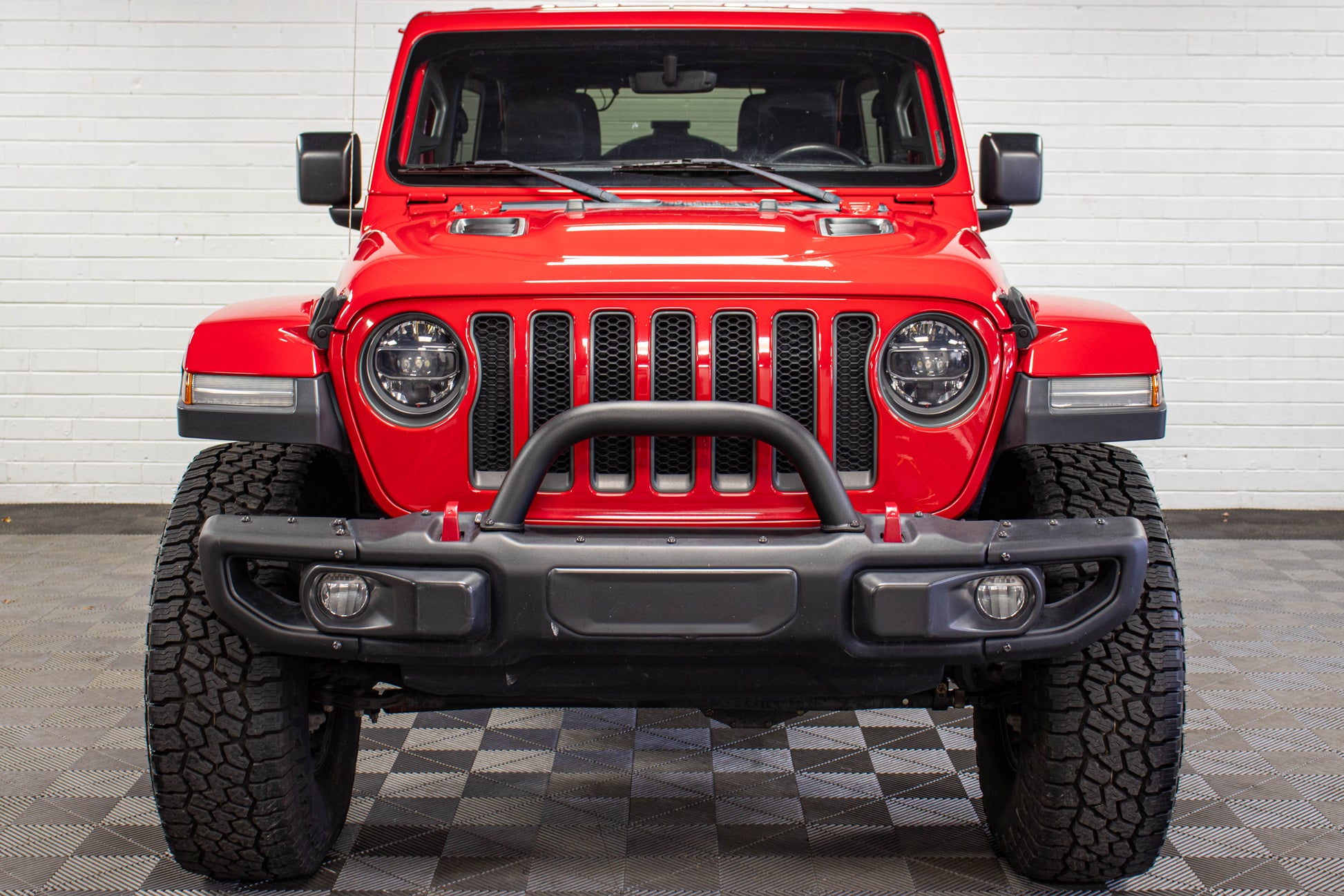 Pre-Owned 2018 Jeep Wrangler JL Unlimited Rubicon Hard Top Firecracker Red, 85k Miles